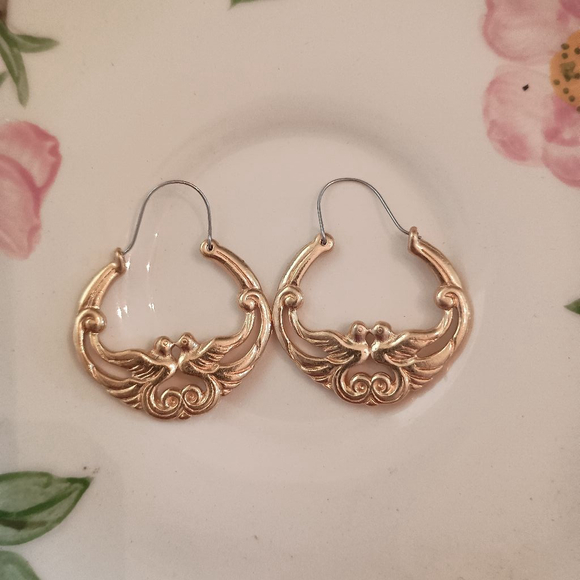 Avon Jewelry - Vintage 80s Avon Love Dove Birds Post back Gold Tone Saddle Style Hoops